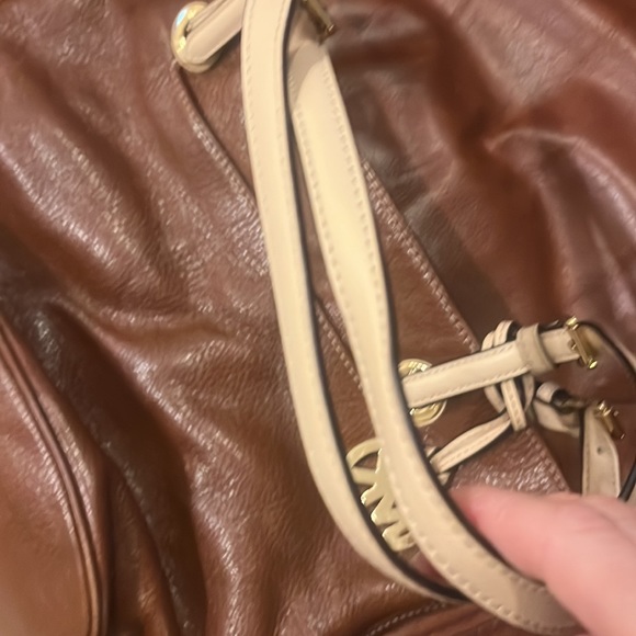 Michael Kors handbag - Picture 7 of 9